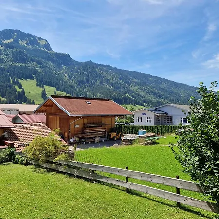 Sophie's Bergglueck, Ihr Bett Im Allgaeu Apartment